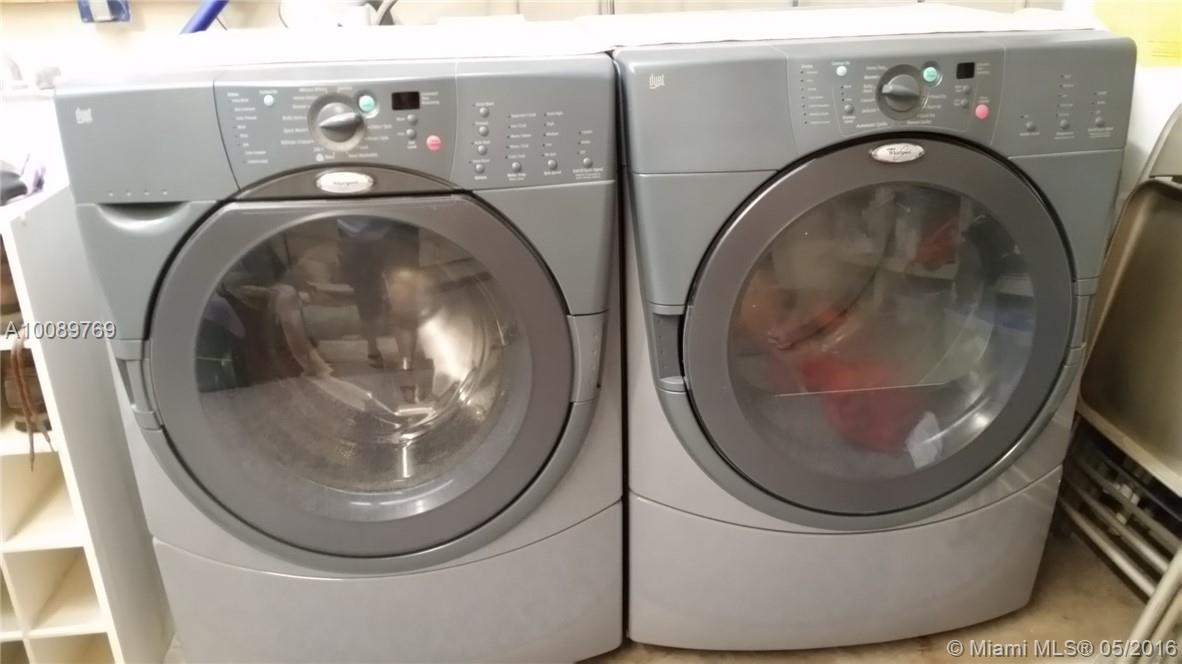 Falcons Lea 128-6 B - Residential