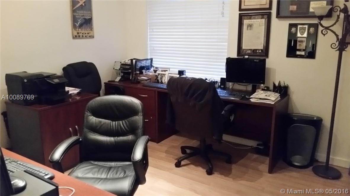 Falcons Lea 128-6 B - Residential