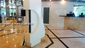 OCTAGON TOWERS I CONDO - Residential Lease