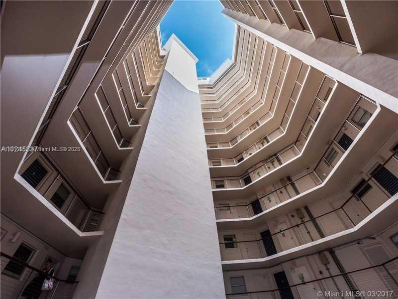 OCTAGON TOWERS I CONDO - Residential Lease