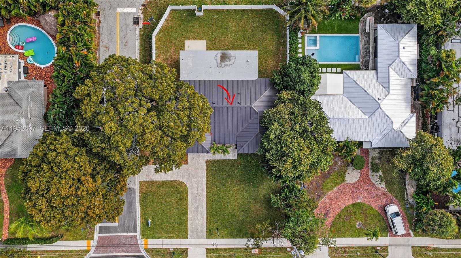 NORTHRIDGE - Residential