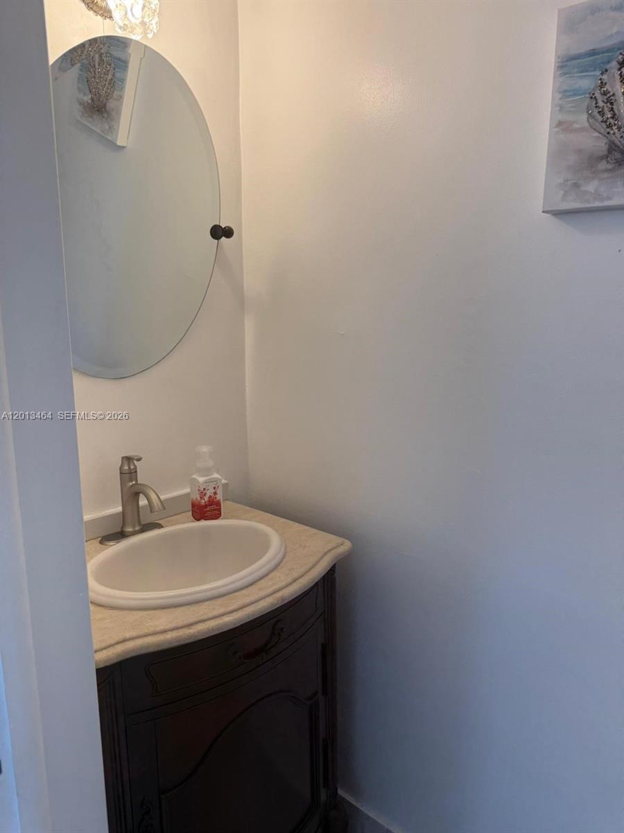 FLAMINGO LAKE - Residential Lease