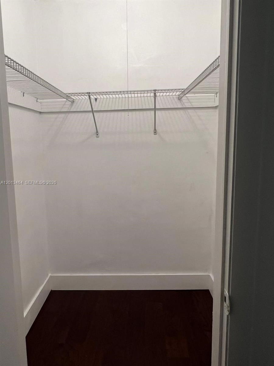 FLAMINGO LAKE - Residential Lease