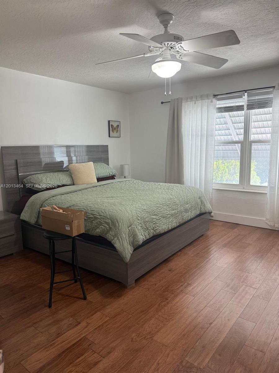 FLAMINGO LAKE - Residential Lease