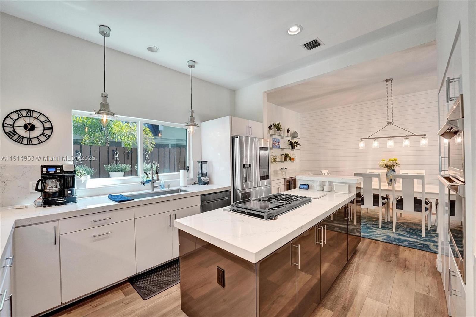 COLEE HAMMOCK - Residential