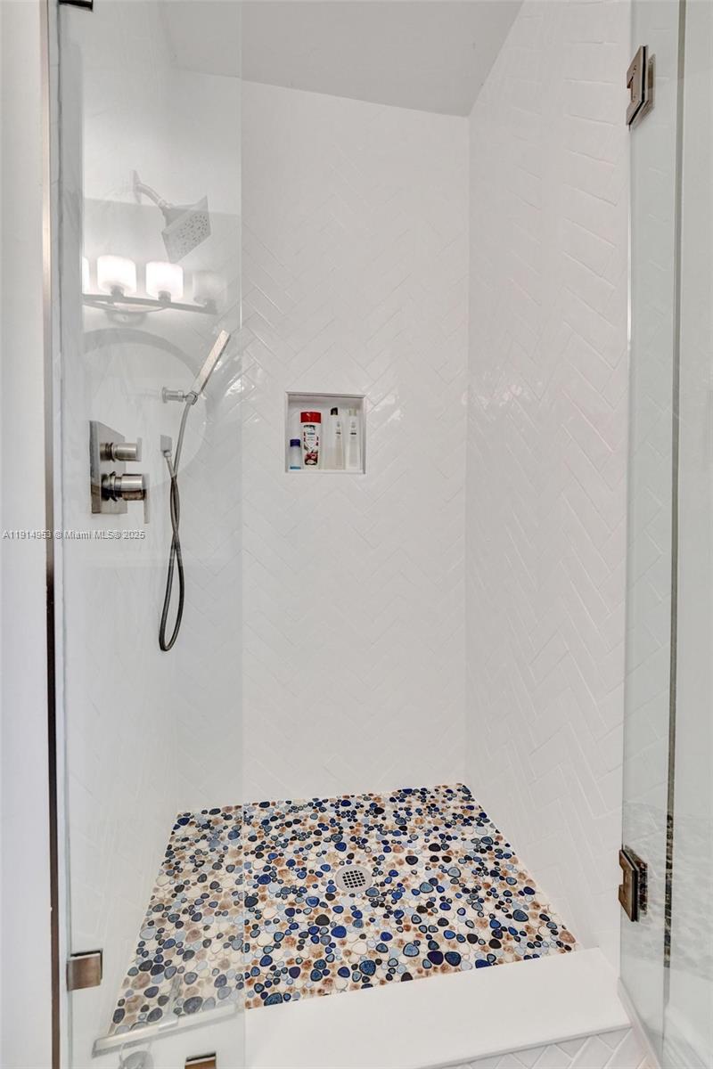 COLEE HAMMOCK - Residential