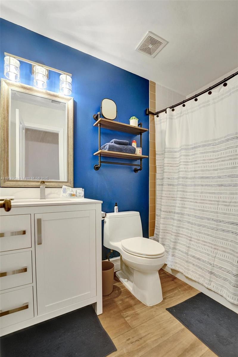 COLEE HAMMOCK - Residential