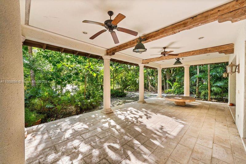 SNAPPER CREEK LAKES SUB - Residential