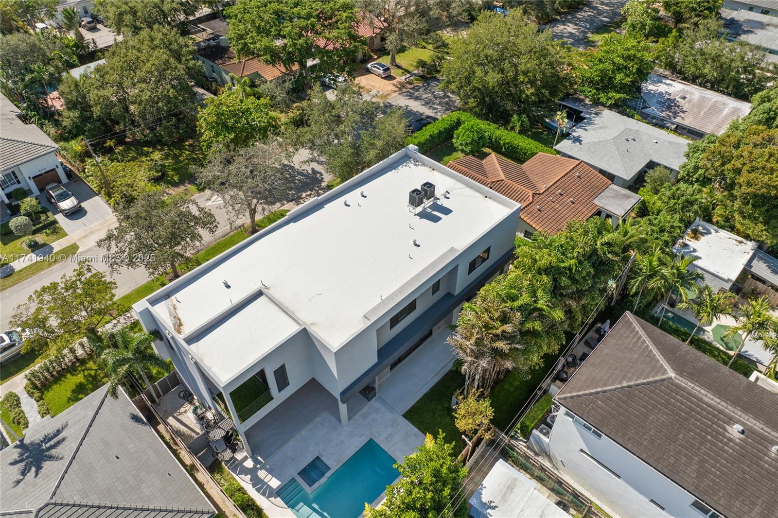 RIO VISTA ISLES - Residential Lease