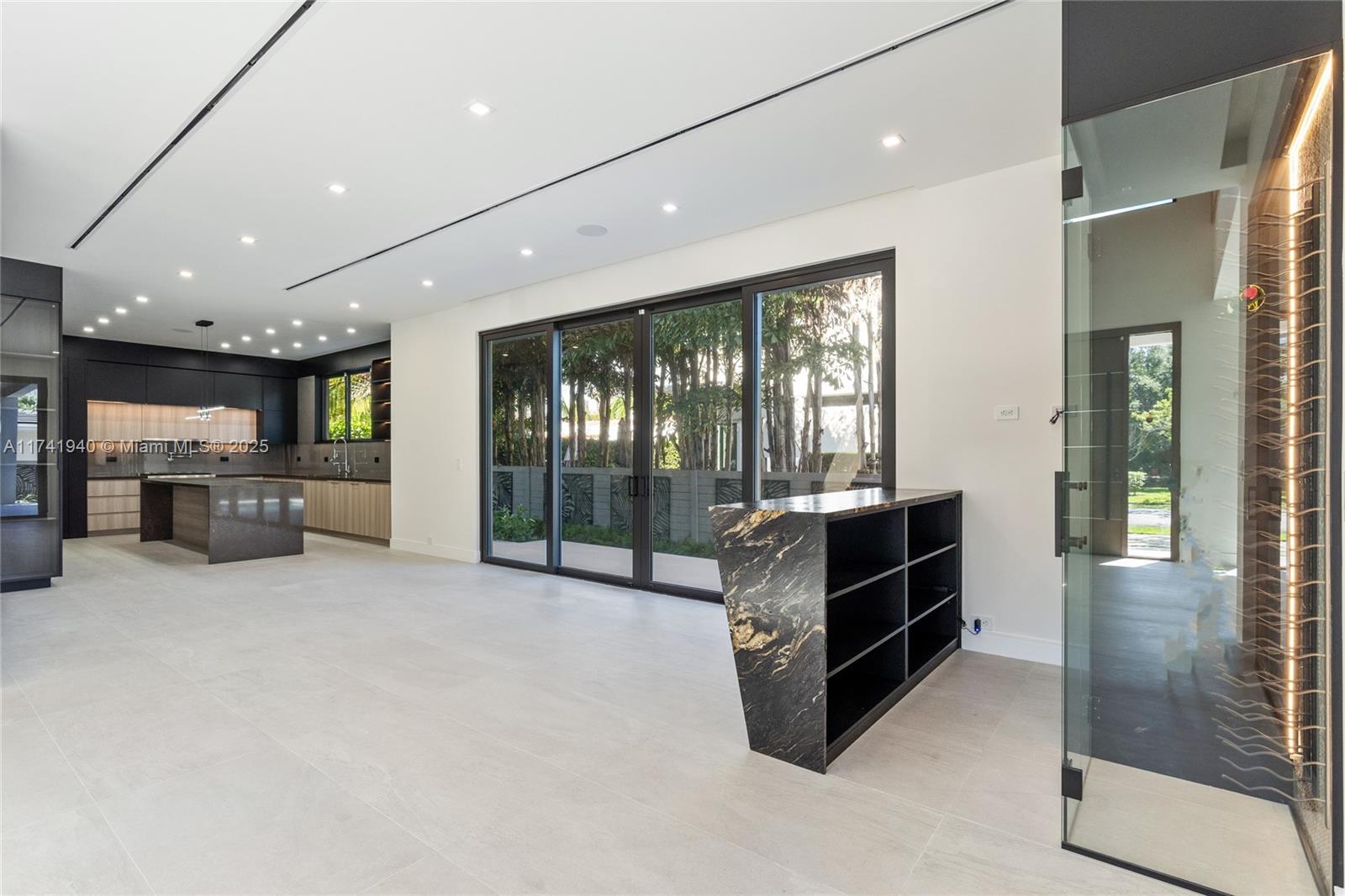 RIO VISTA ISLES - Residential Lease