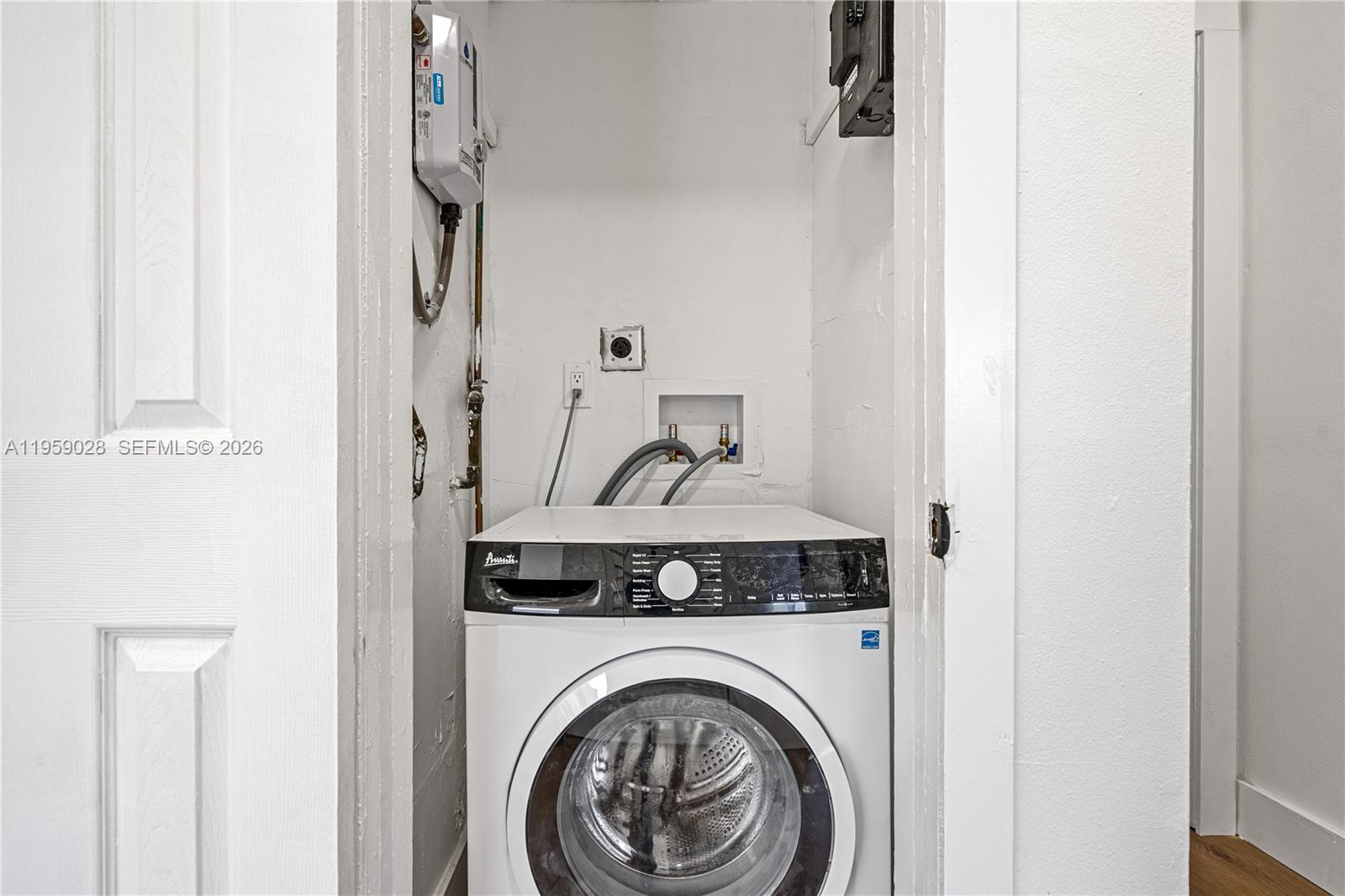 EASTERN SHORES 2ND ADDN - Residential Lease