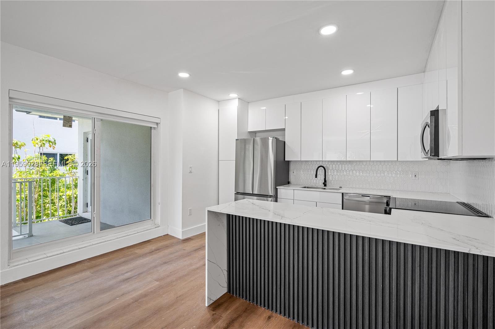 EASTERN SHORES 2ND ADDN - Residential Lease