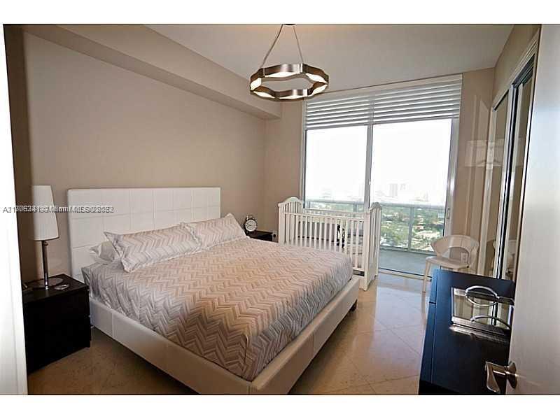 TRUMP PALACE CONDO - Residential