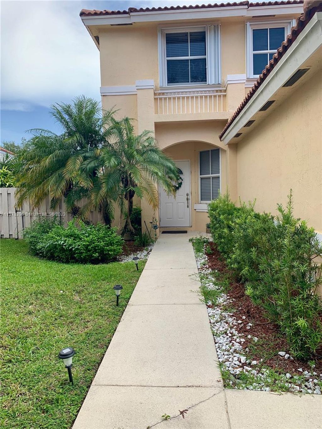 Photo of 15220 SW 49th Ct, Davie, FL 33331 (MLS # A11378396)