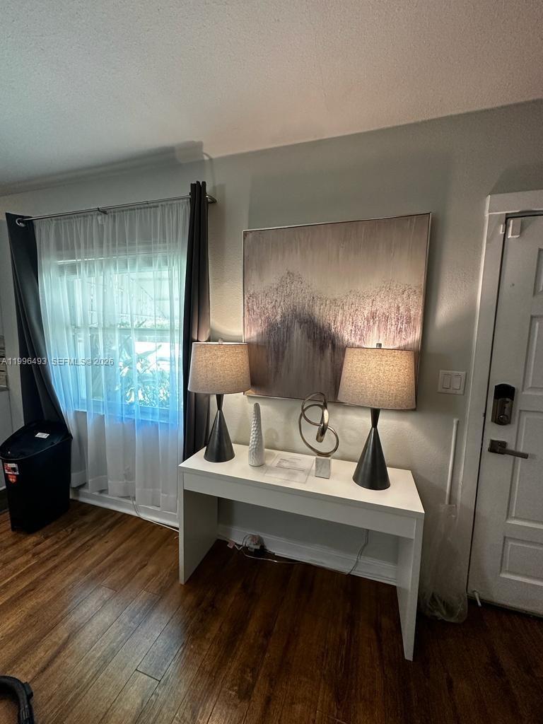 SUNSET TRAILS - Residential Lease