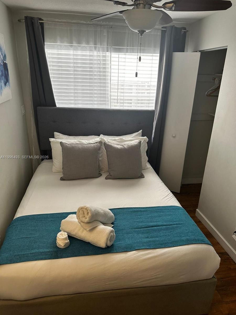 SUNSET TRAILS - Residential Lease