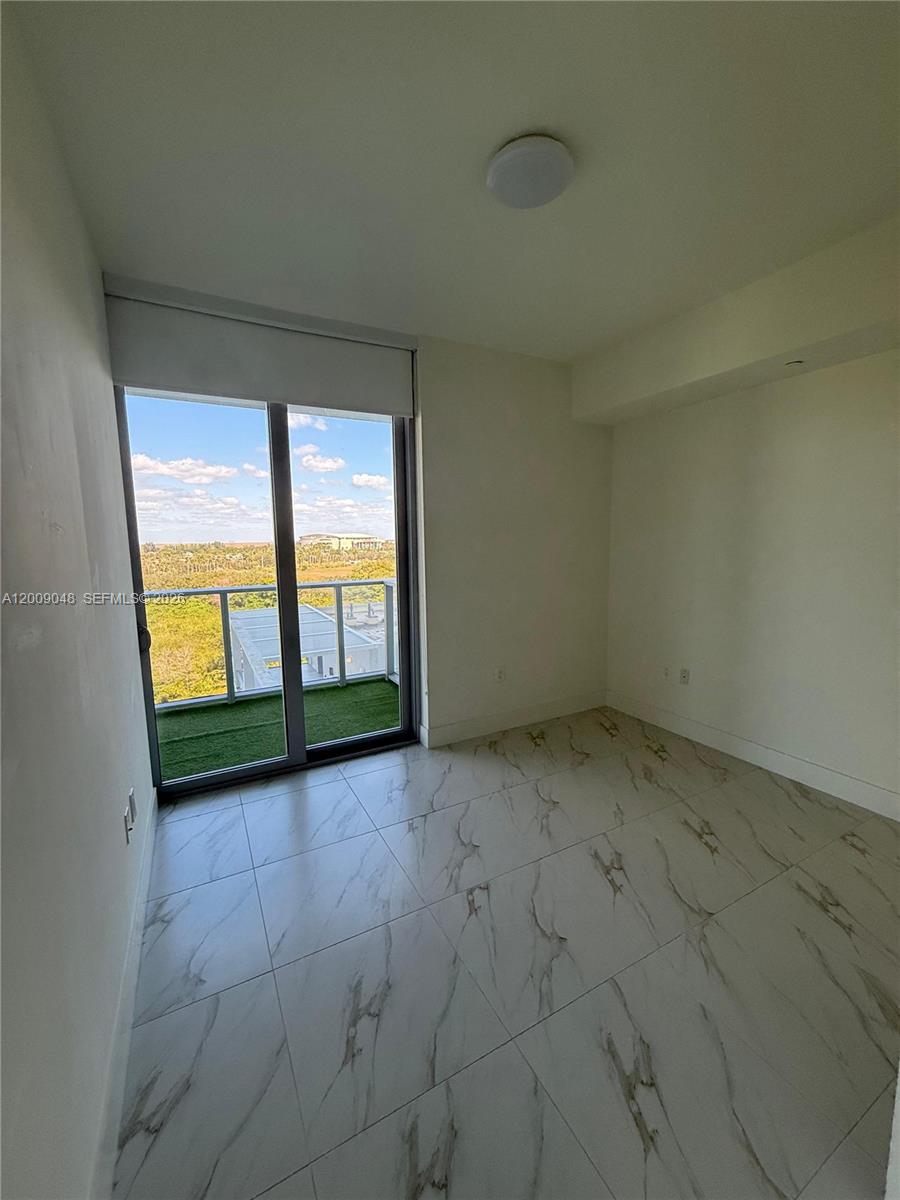 METROPICA NORTH TOWER ONE - Residential