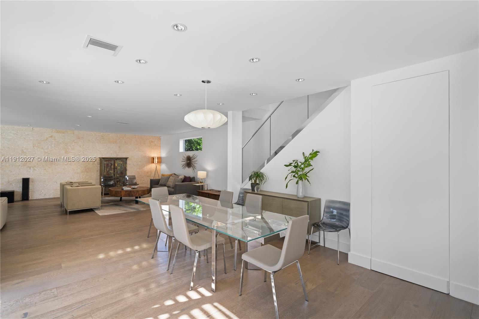 HIGH PINES REV PLAT OF 2N - Residential