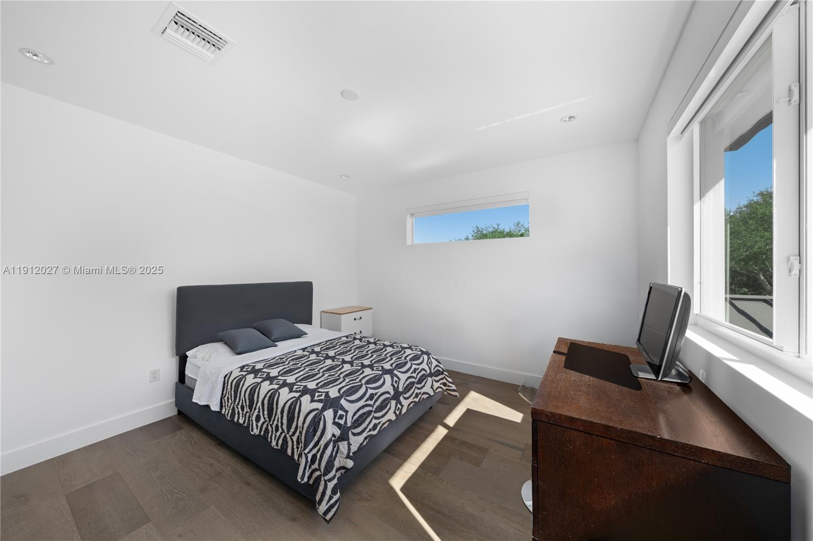 HIGH PINES REV PLAT OF 2N - Residential