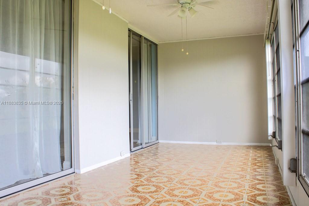 PALM LAKES CONDO - Residential Lease