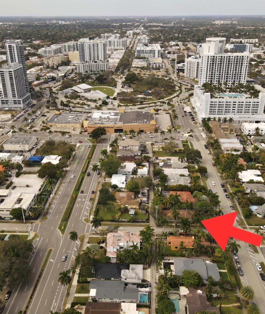 HOLLYWOOD - Residential