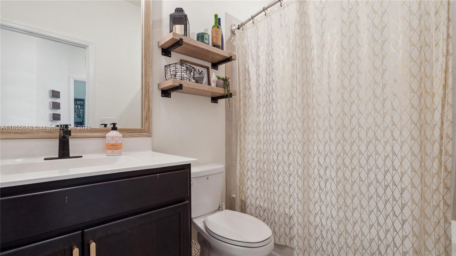 COCO PALM ESTATES - Residential