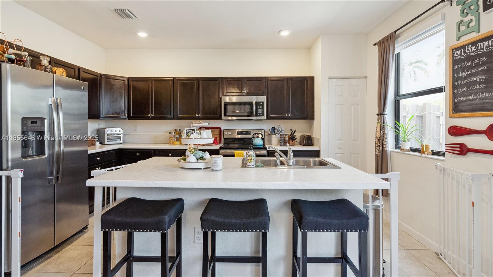 COCO PALM ESTATES - Residential