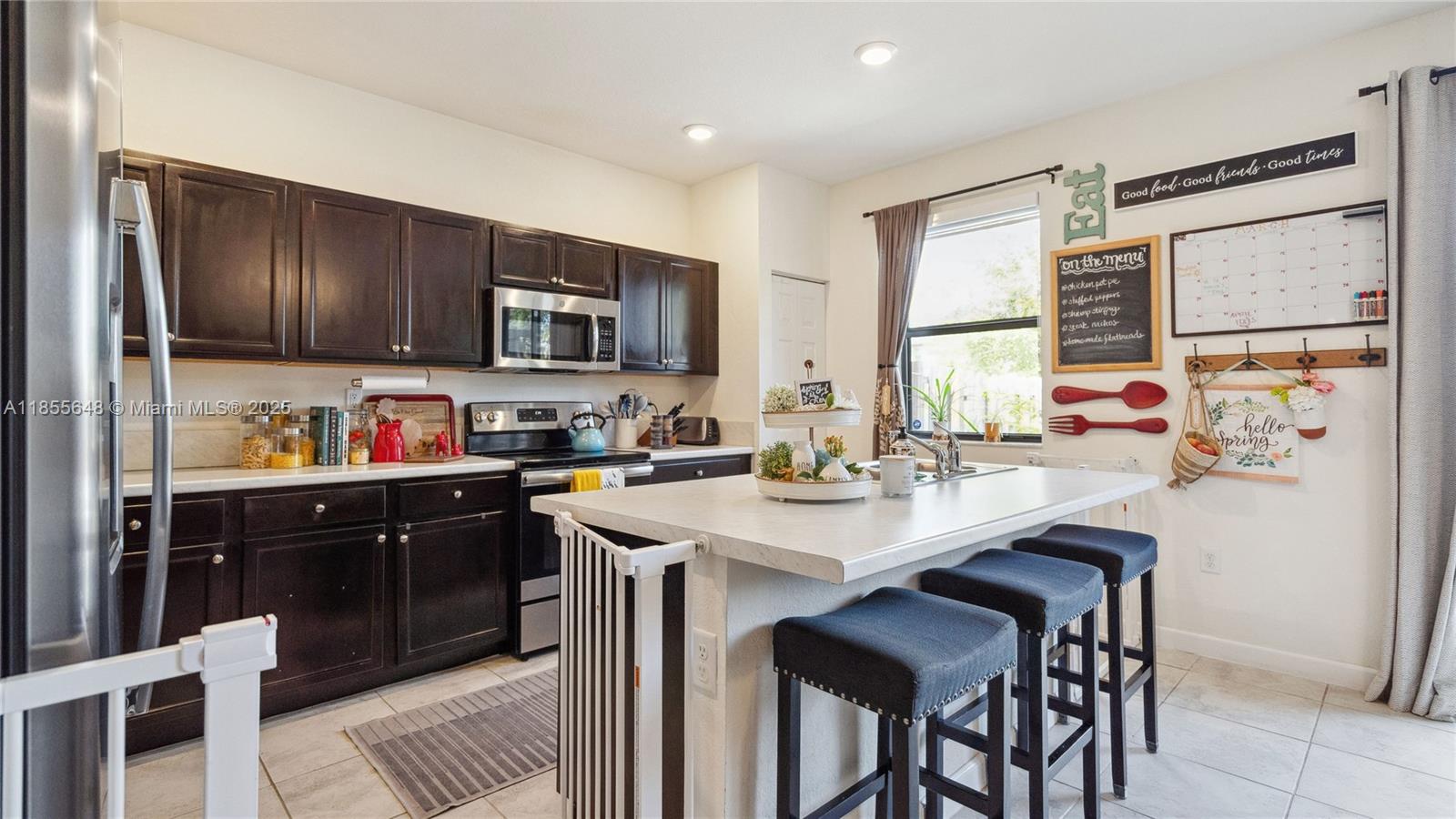 COCO PALM ESTATES - Residential