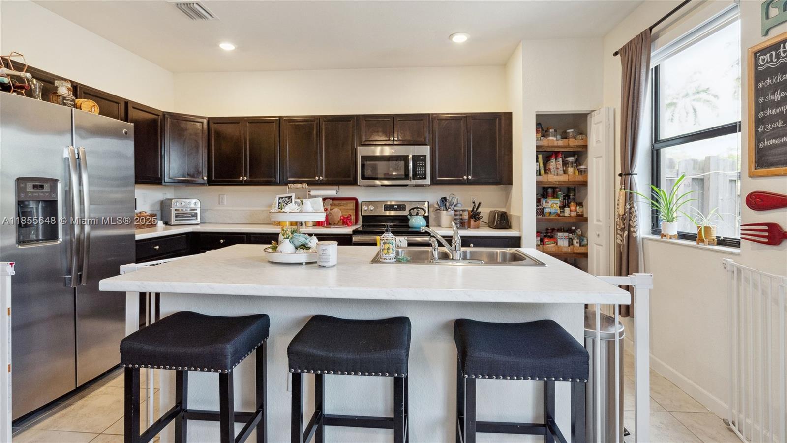 COCO PALM ESTATES - Residential