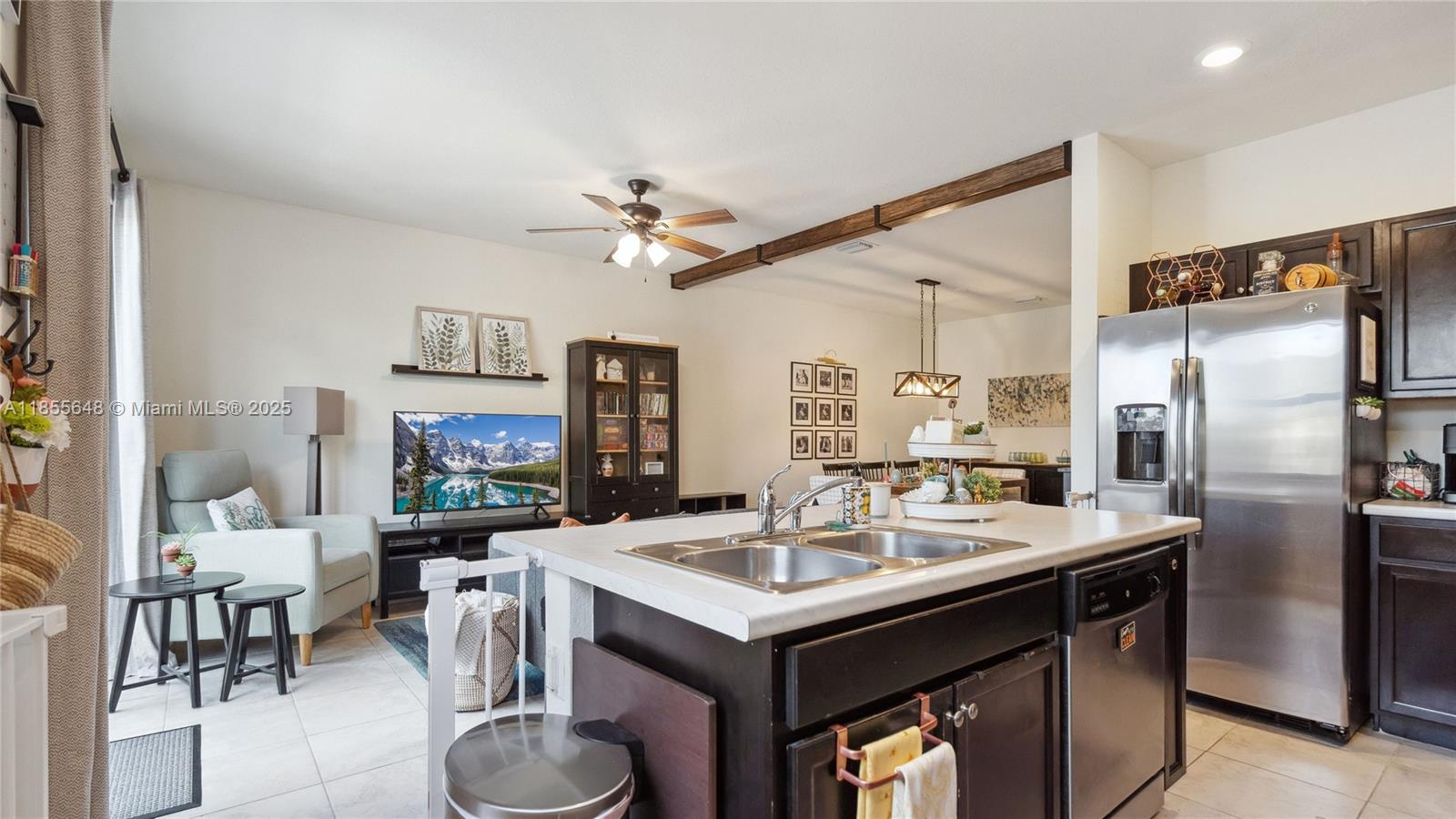 COCO PALM ESTATES - Residential