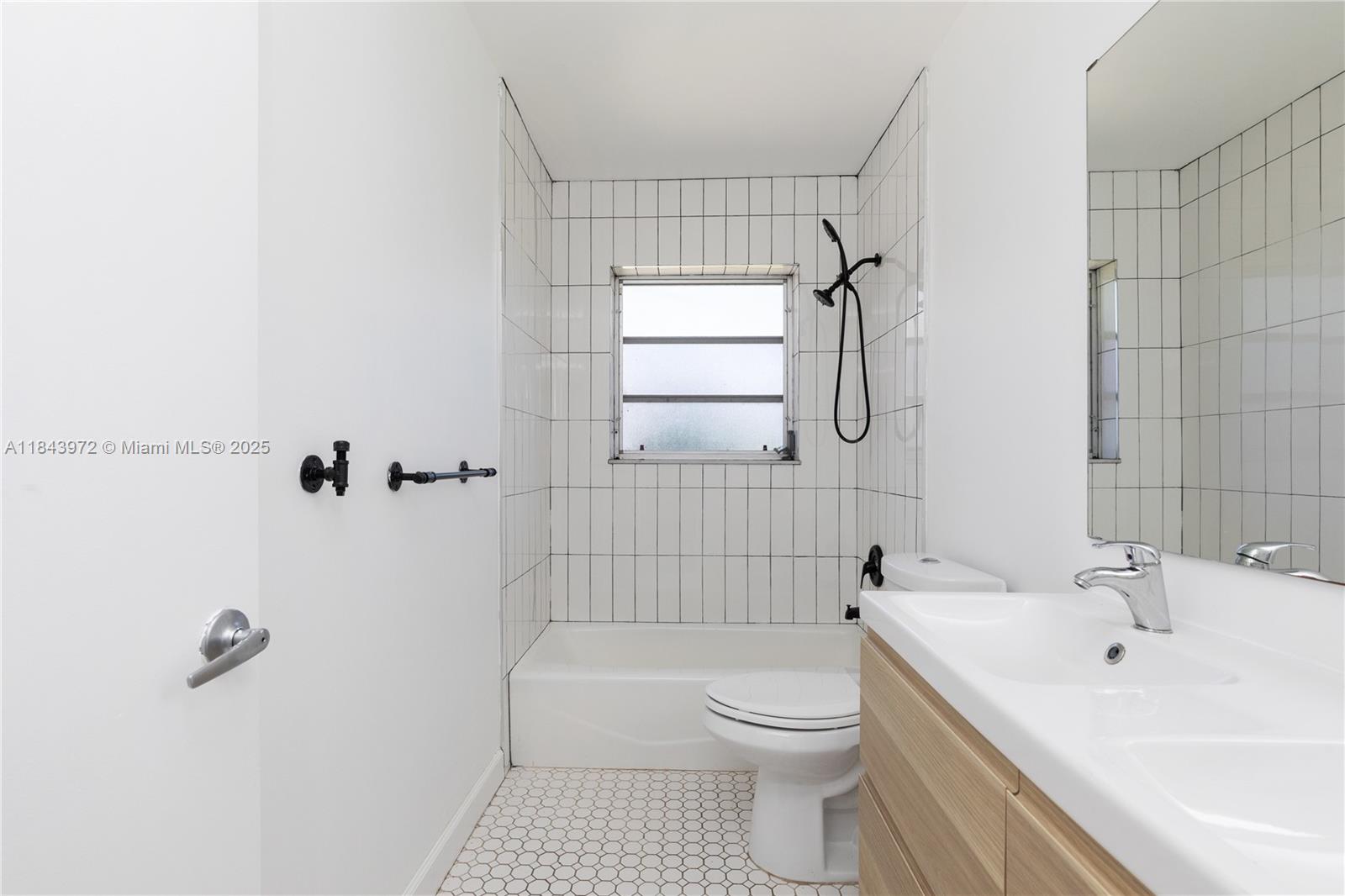 ORCHARD ESTATES - Residential