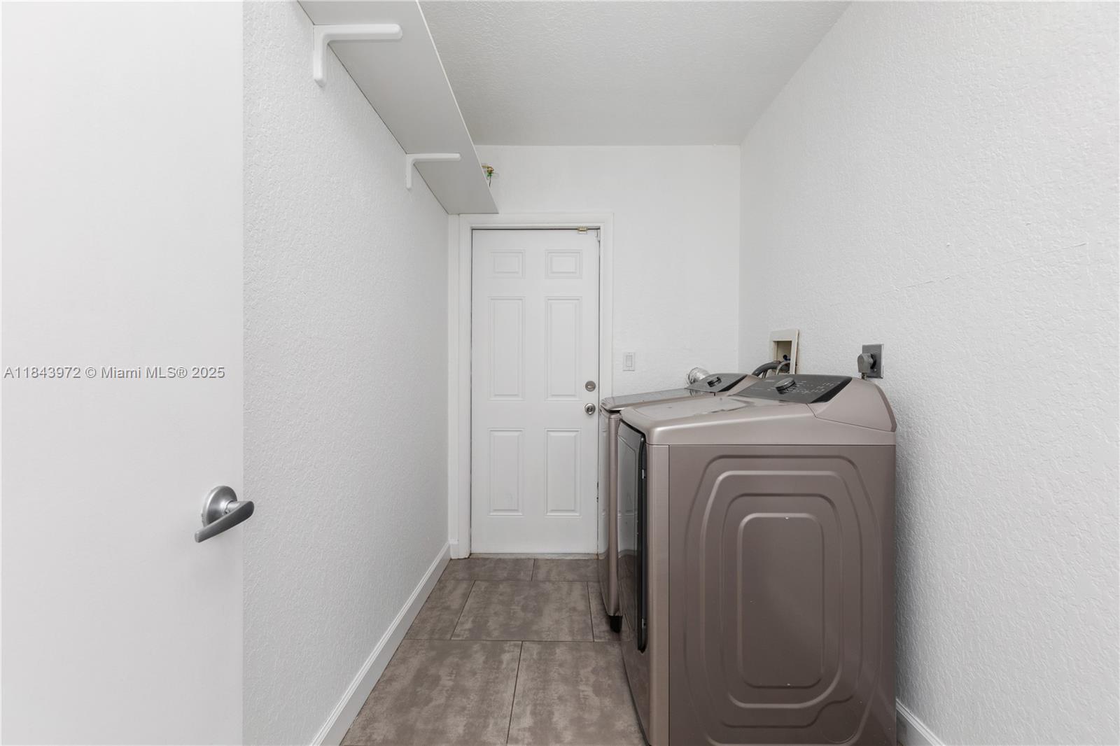 ORCHARD ESTATES - Residential