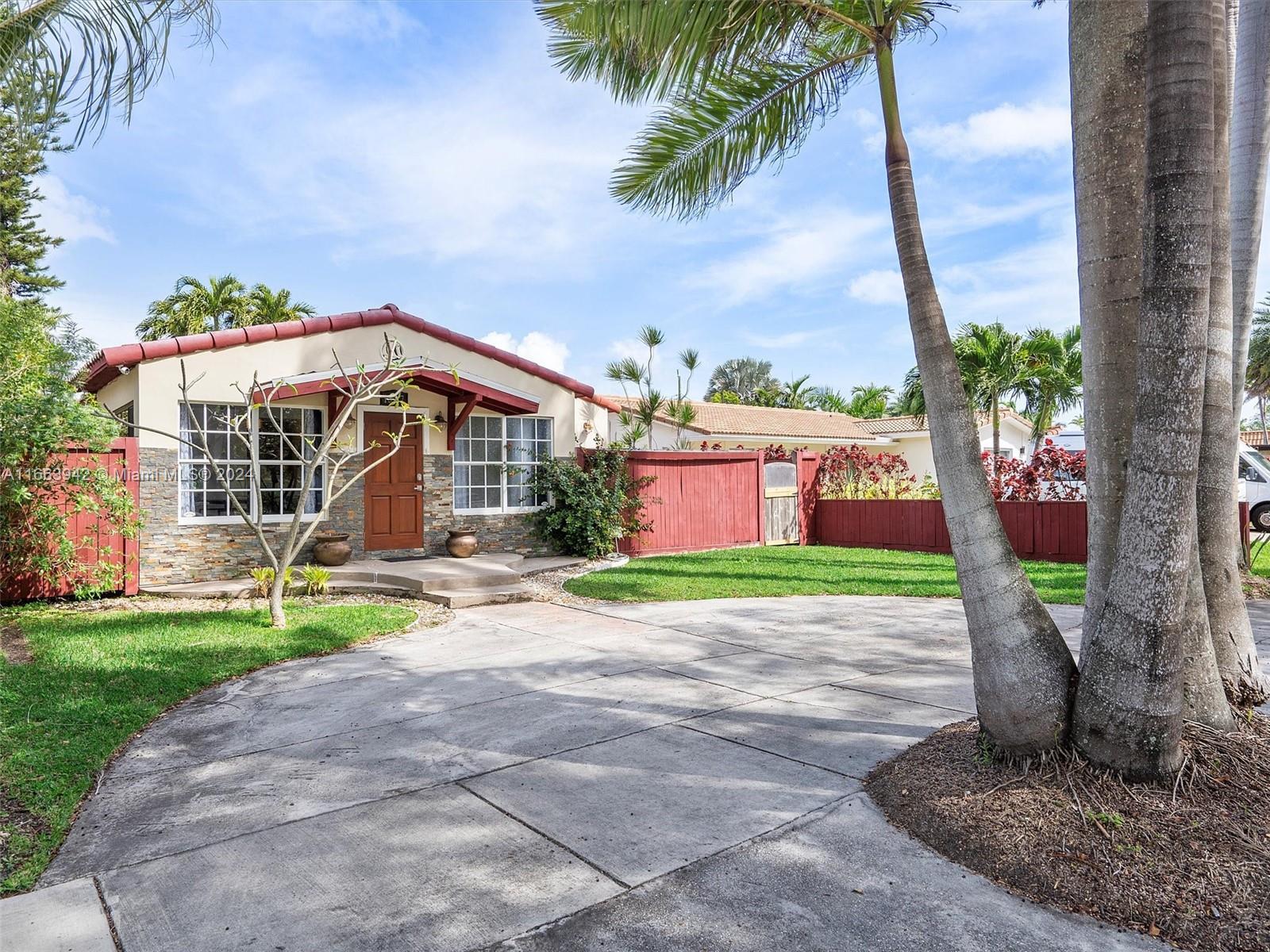 1327 Madison St, Hollywood, Broward County, Florida - 3 Bedrooms  
2 Bathrooms - 