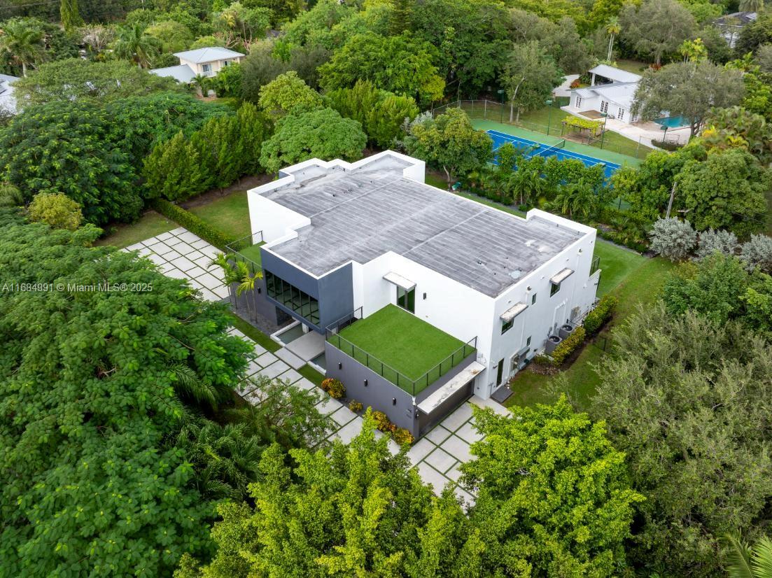 COLLINS ESTATES 1ST ADDN - Residential