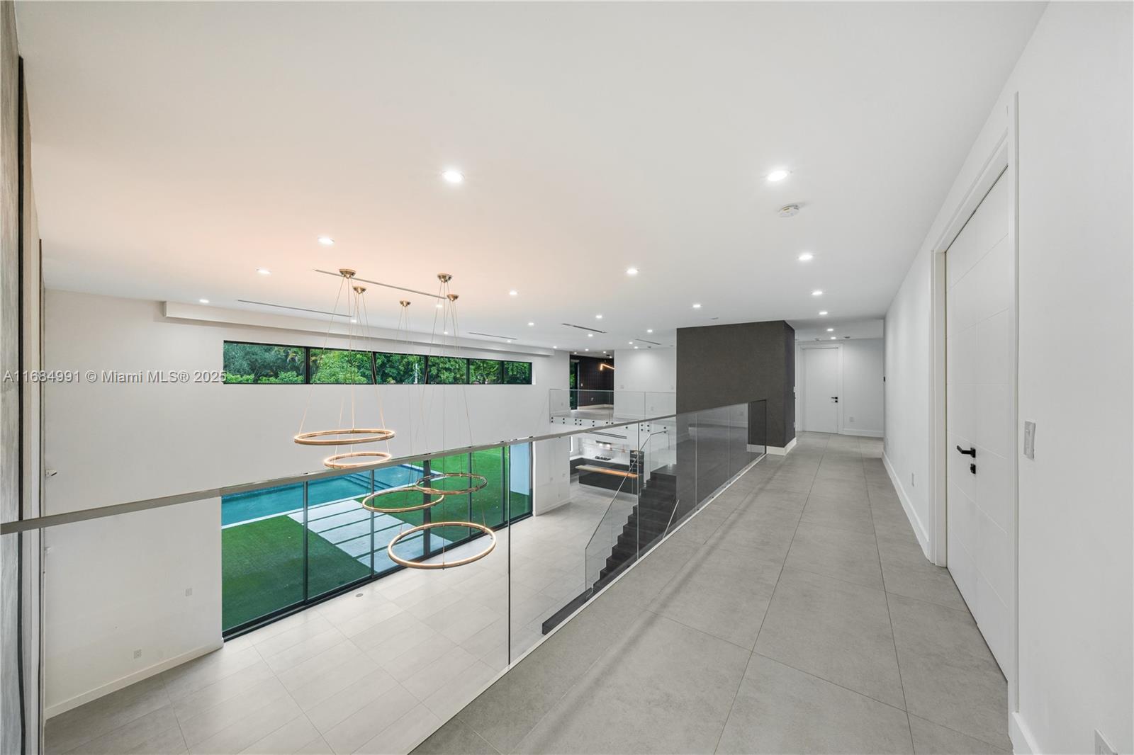 COLLINS ESTATES 1ST ADDN - Residential