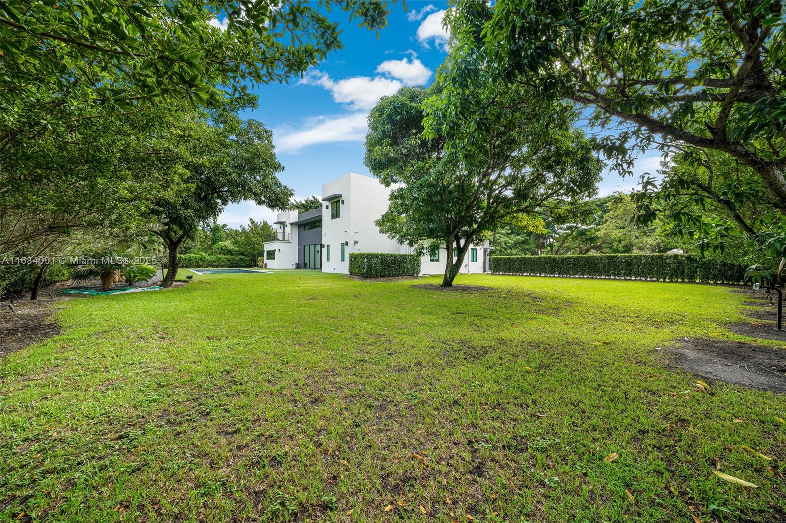 COLLINS ESTATES 1ST ADDN - Residential