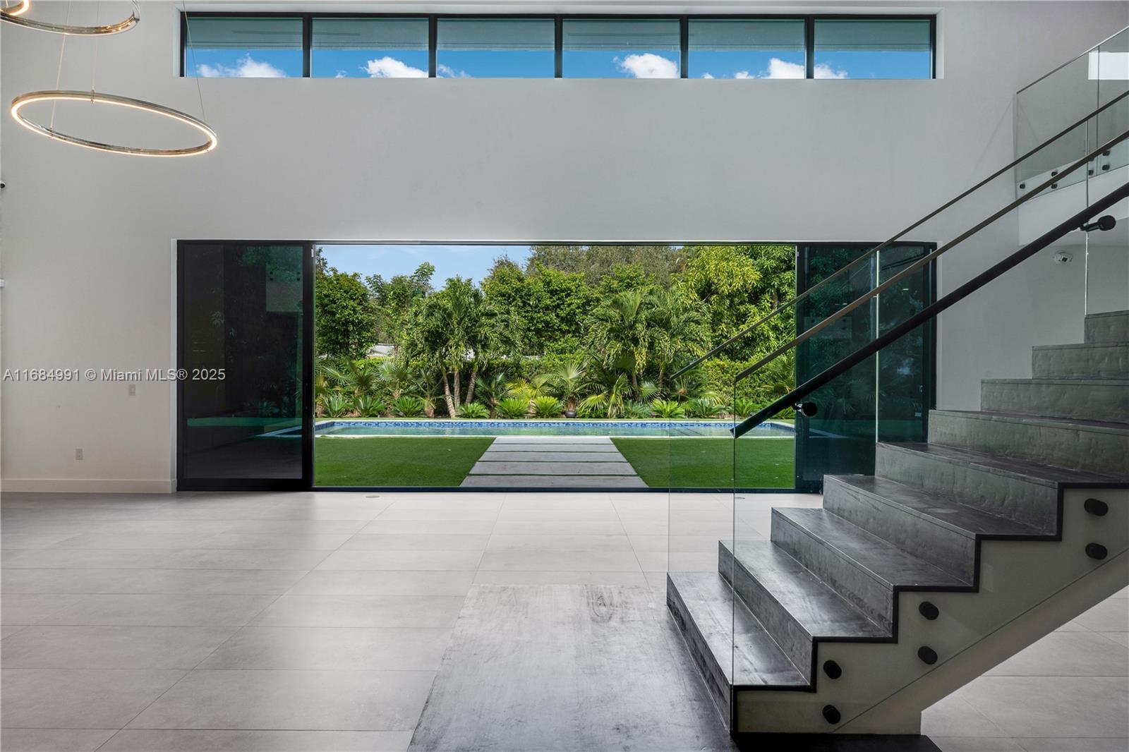 COLLINS ESTATES 1ST ADDN - Residential