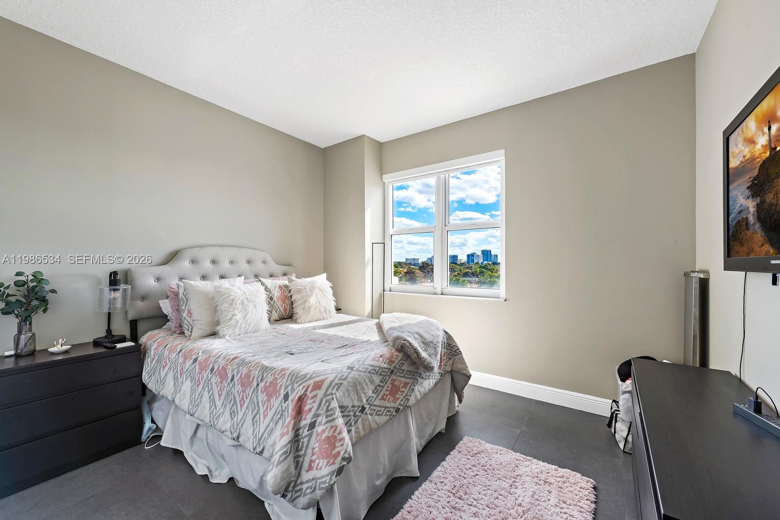 THE ASTON CONDO - Residential