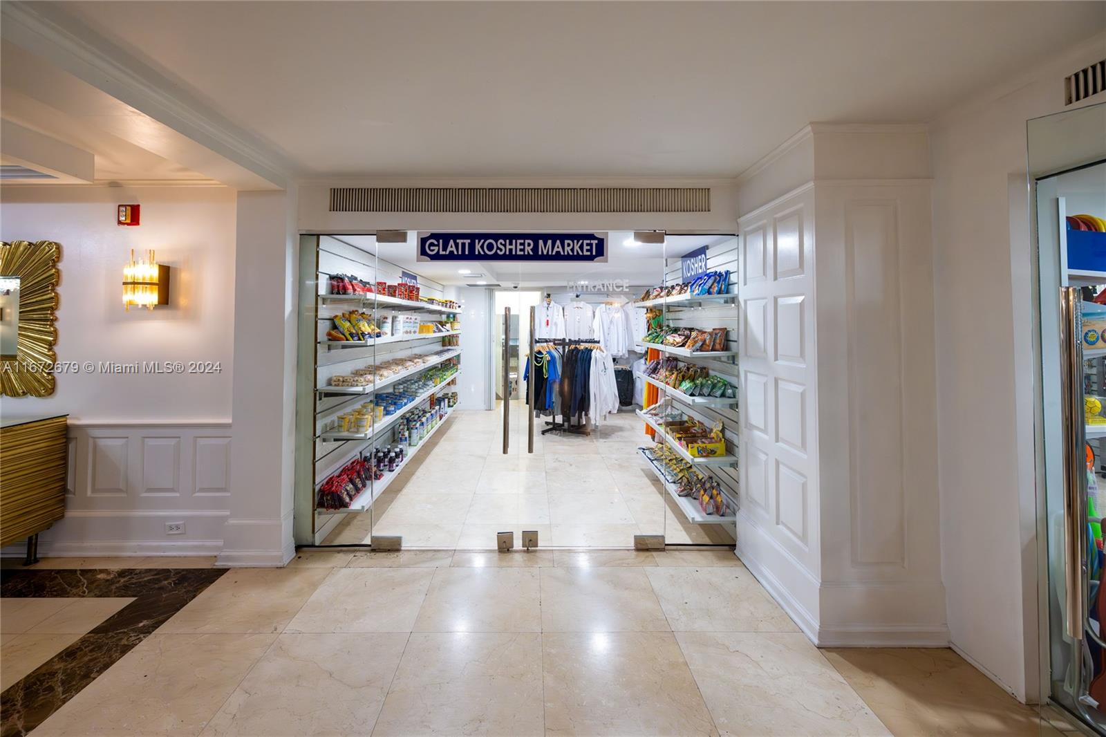 THE ALEXANDER CONDO - Residential