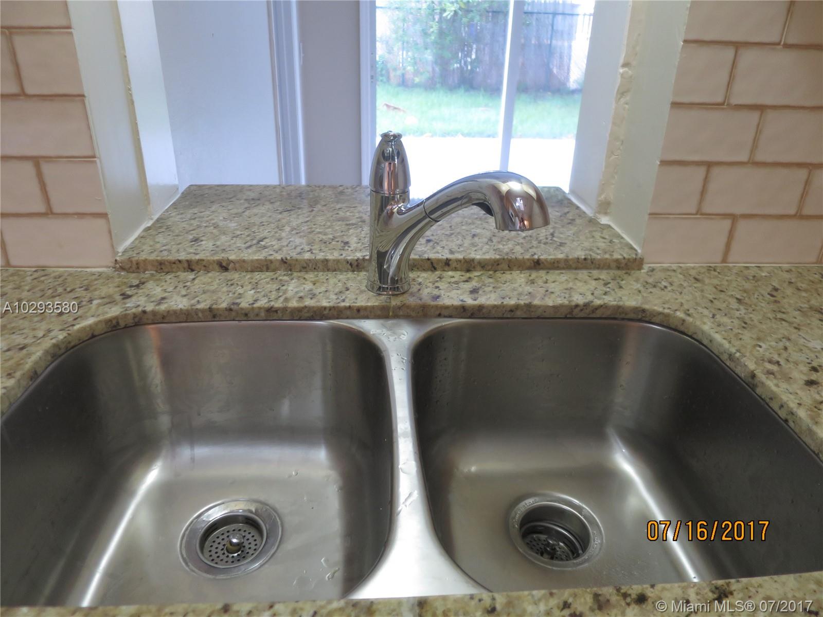 WESTVIEW SEC 3 PART 2 - Residential