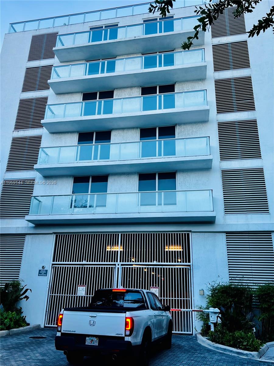 4250 BISCAYNE BOULEVARD C - Residential