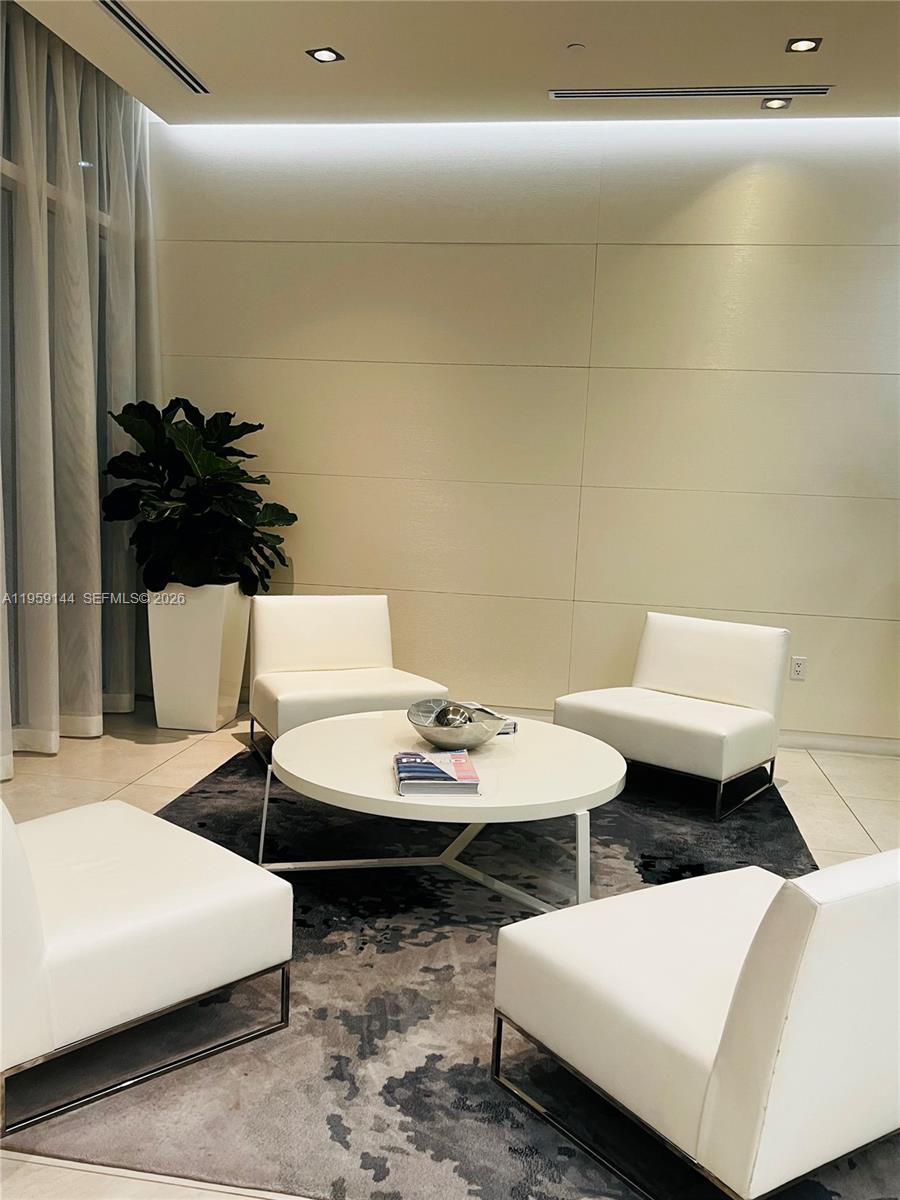 4250 BISCAYNE BOULEVARD C - Residential