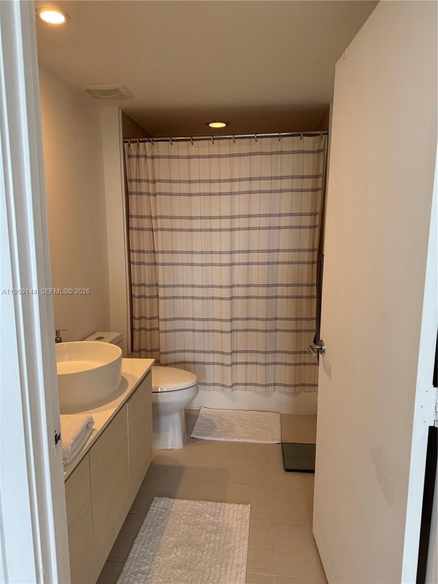 4250 BISCAYNE BOULEVARD C - Residential