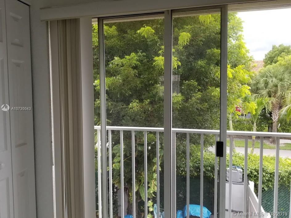 DORAL GRAND CONDO - Residential Lease