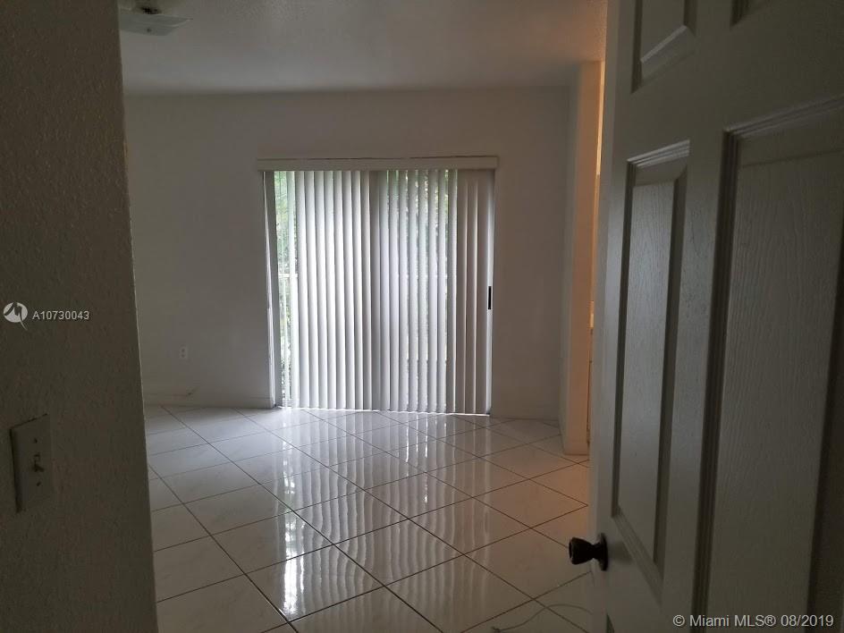 DORAL GRAND CONDO - Residential Lease
