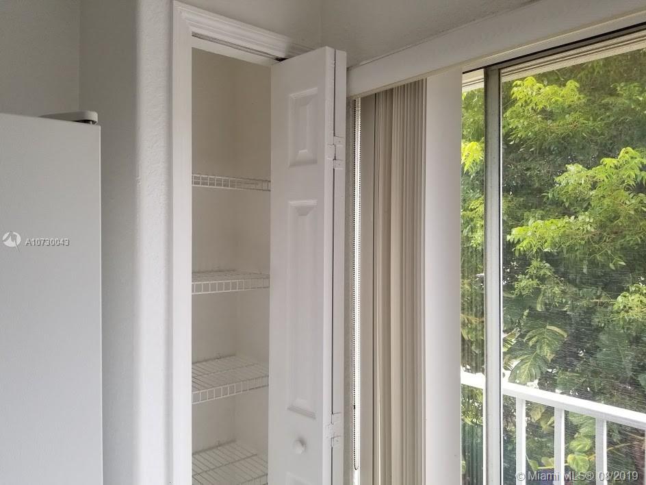 DORAL GRAND CONDO - Residential Lease