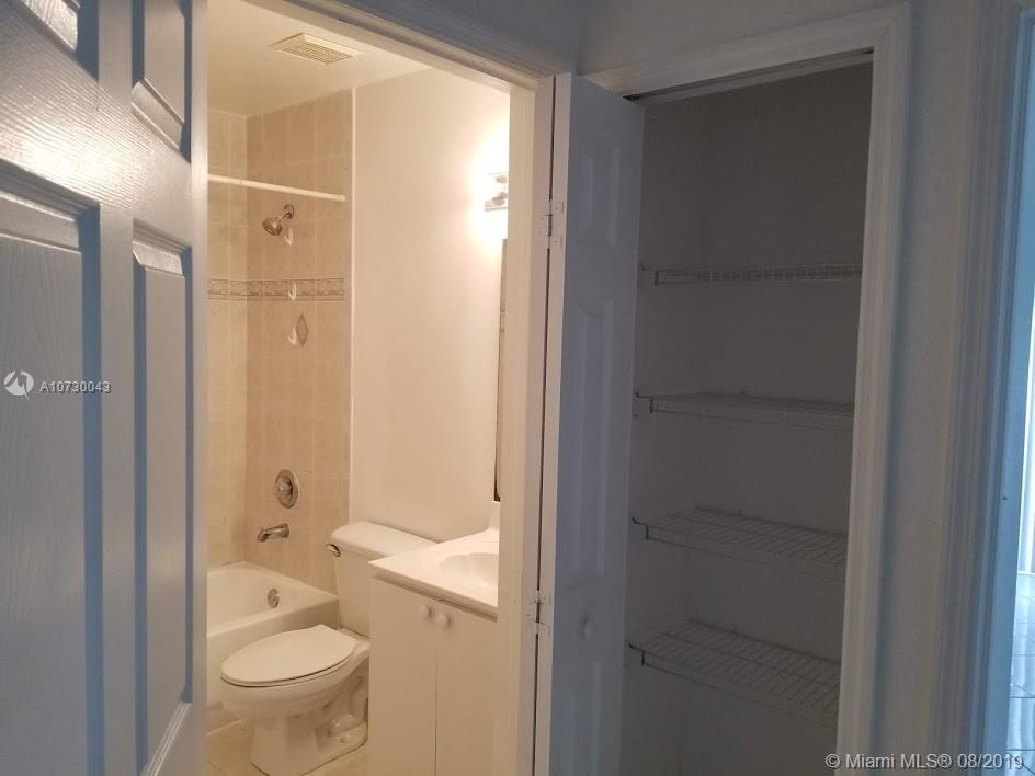 DORAL GRAND CONDO - Residential Lease