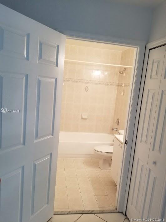 DORAL GRAND CONDO - Residential Lease