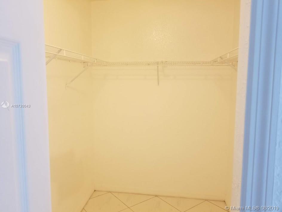 DORAL GRAND CONDO - Residential Lease