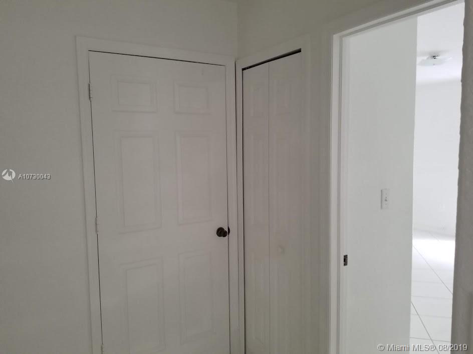 DORAL GRAND CONDO - Residential Lease